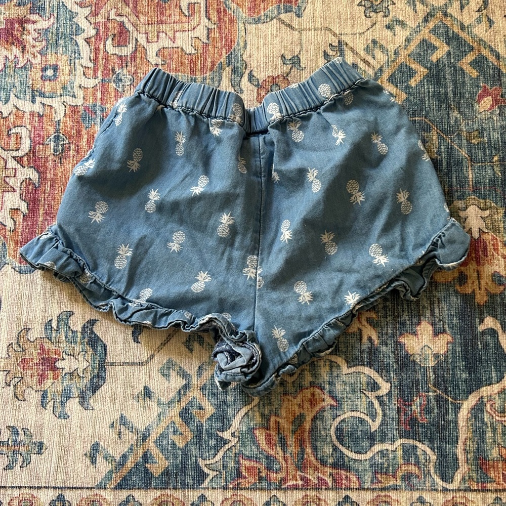 Baby gap denim pineapple shorts - Picture 4 of 5